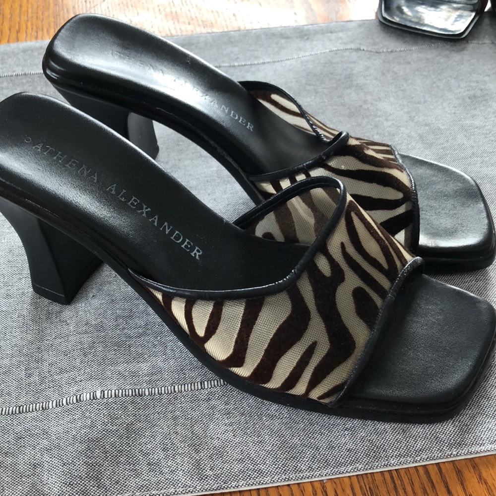 Women’s shoes
